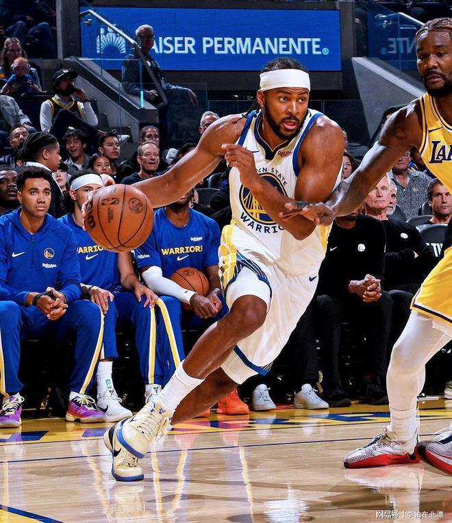 荷甲一个赛季多少轮 荷甲一个赛季多少轮