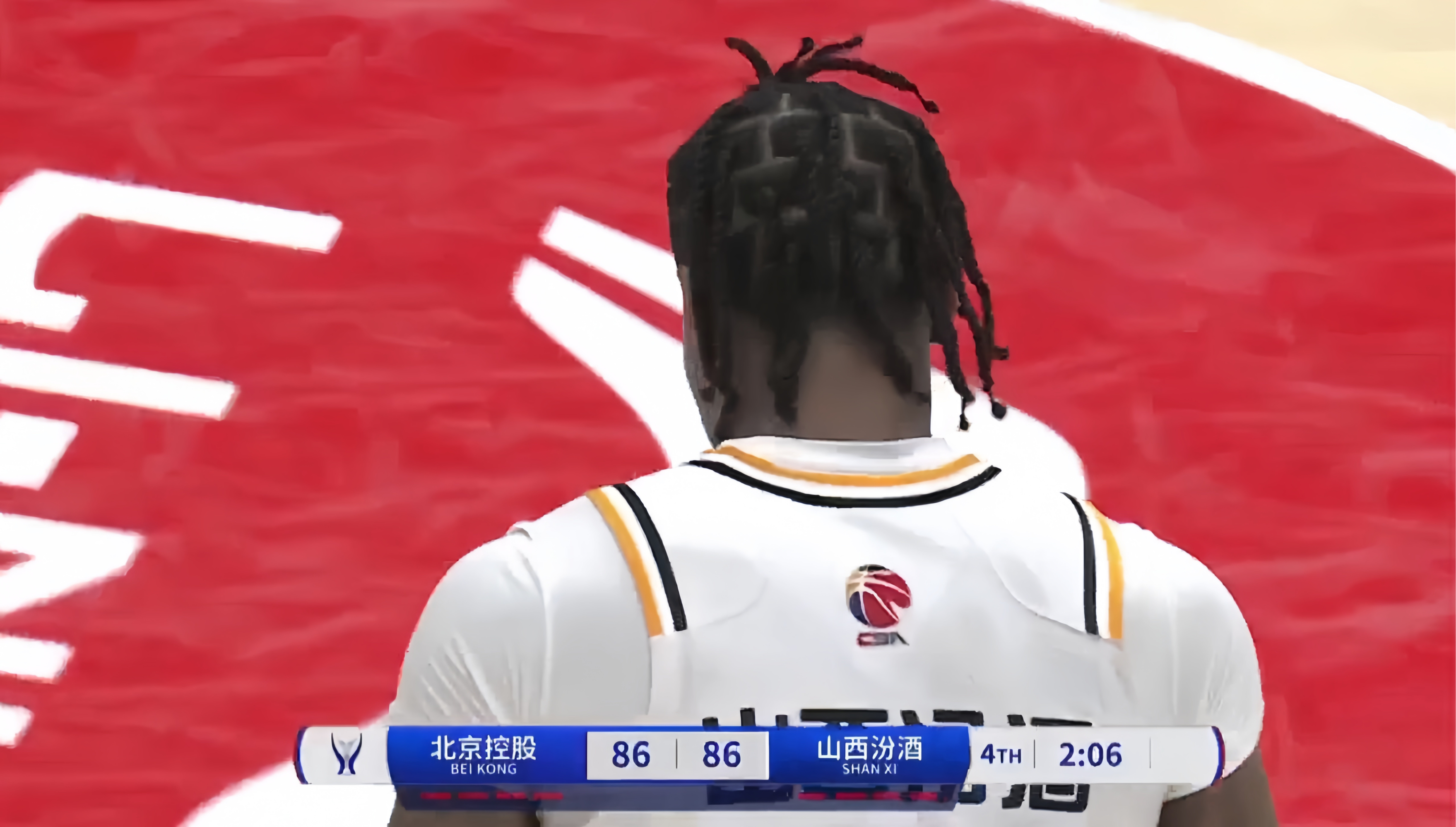 九游体育-达拉斯独行侠迎CBA季后赛关键赛，窗口期止住颓势，引发热议，更衣室氛围转暖(达拉斯独行侠最新消息)