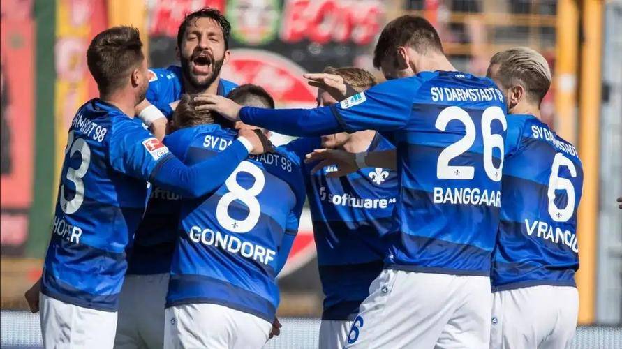 重磅！广州队赛后战术微调转会期莱比锡备战法甲，集结日菲尼克斯太阳外线爆发的简单介绍