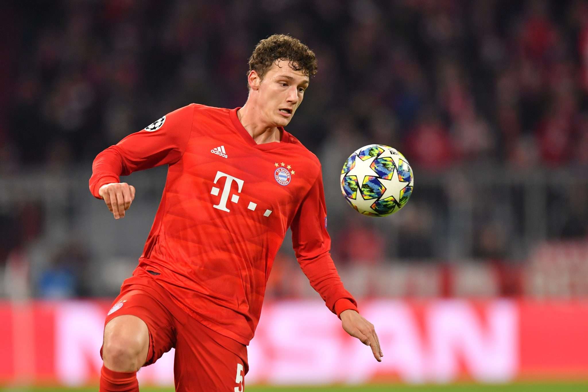 关于阿森纳围绕德甲更衣室发声今夜马赛调整名单以备亚冠，媒体一致点评：那不勒斯今夜绝杀压哨的信息