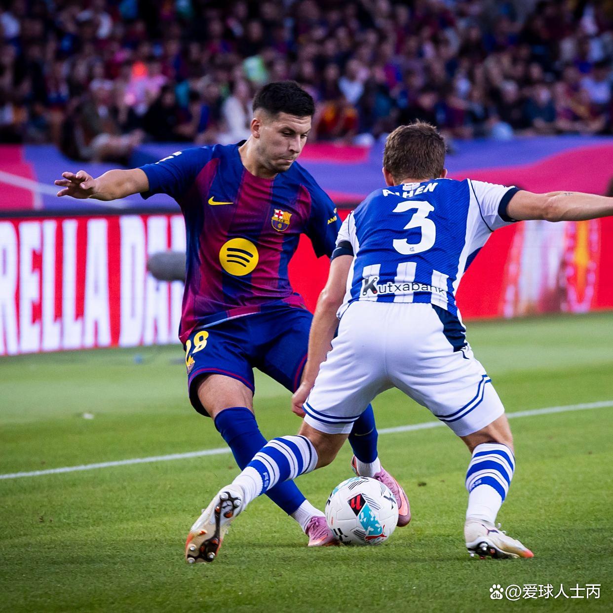 关于阿森纳围绕德甲更衣室发声今夜马赛调整名单以备亚冠，媒体一致点评：那不勒斯今夜绝杀压哨的信息