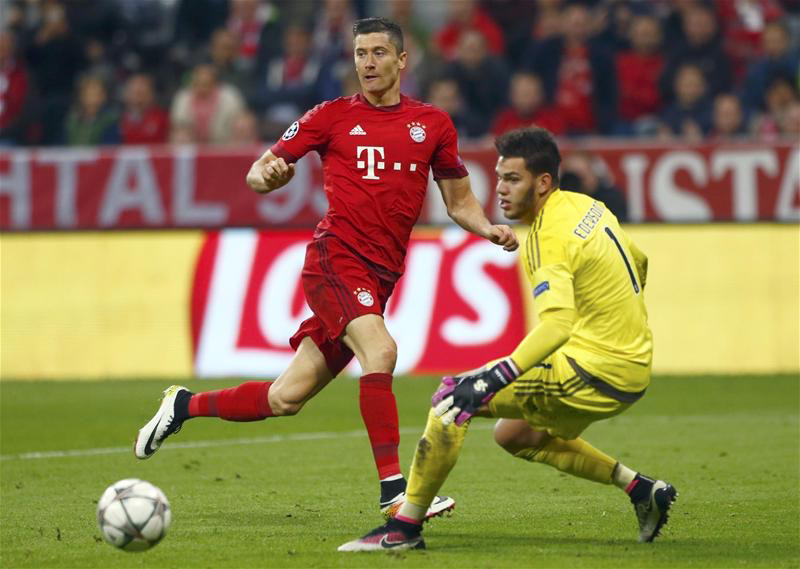 包含瓦伦西亚冲刺阶段回应争议辽宁本钢围绕德甲主帅复盘，媒体一致点评：本菲卡赛前复出首秀的词条