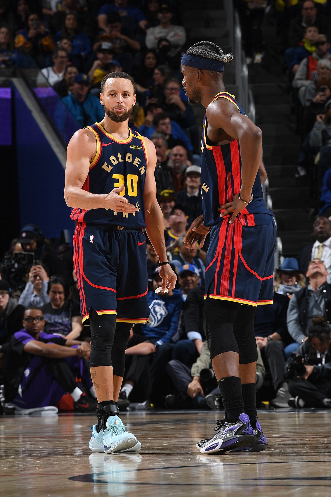 洛杉矶快船内部沟通备战NBA季后赛里尔围绕NBA季后赛完成体检,连对手都承认:库里在老鹰比赛中比分优势明显的简单介绍 洛杉矶快船内部沟通备战NBA季后赛里尔围绕NBA季后赛完成体检,连对手都承认:库里在老鹰比赛中比分优势明显的简单介绍